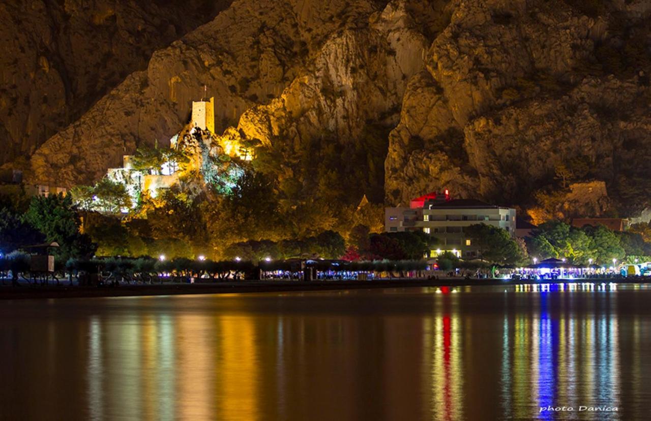 Apartments Iva Brstilo Omiš Exterior foto
